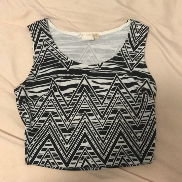 Black and White Patterned A’Gaci Crop Top - Picture 1 of 4